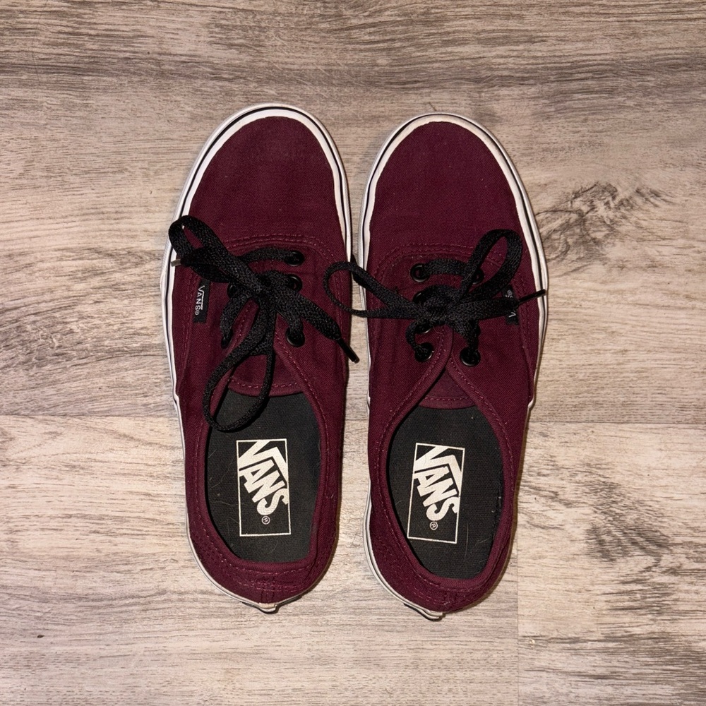 VANS old school sneakers, port royale with black laces, size 6.5